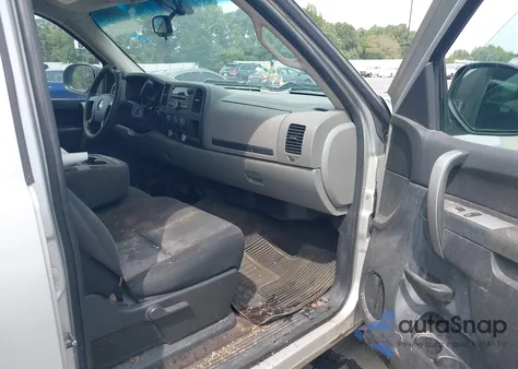 2010 Chevrolet Silverado 1500 Ls from USA, damaged, VIN 3GCRCREA9AG256106